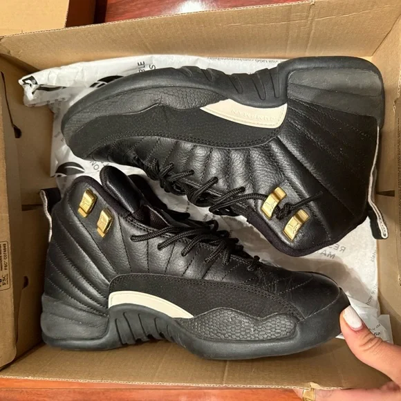 Jordan Black and Gold Sneakers - Picture 3 of 4